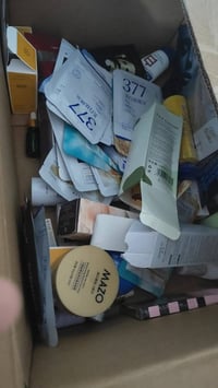 تصفية محل • مكياج • جملة