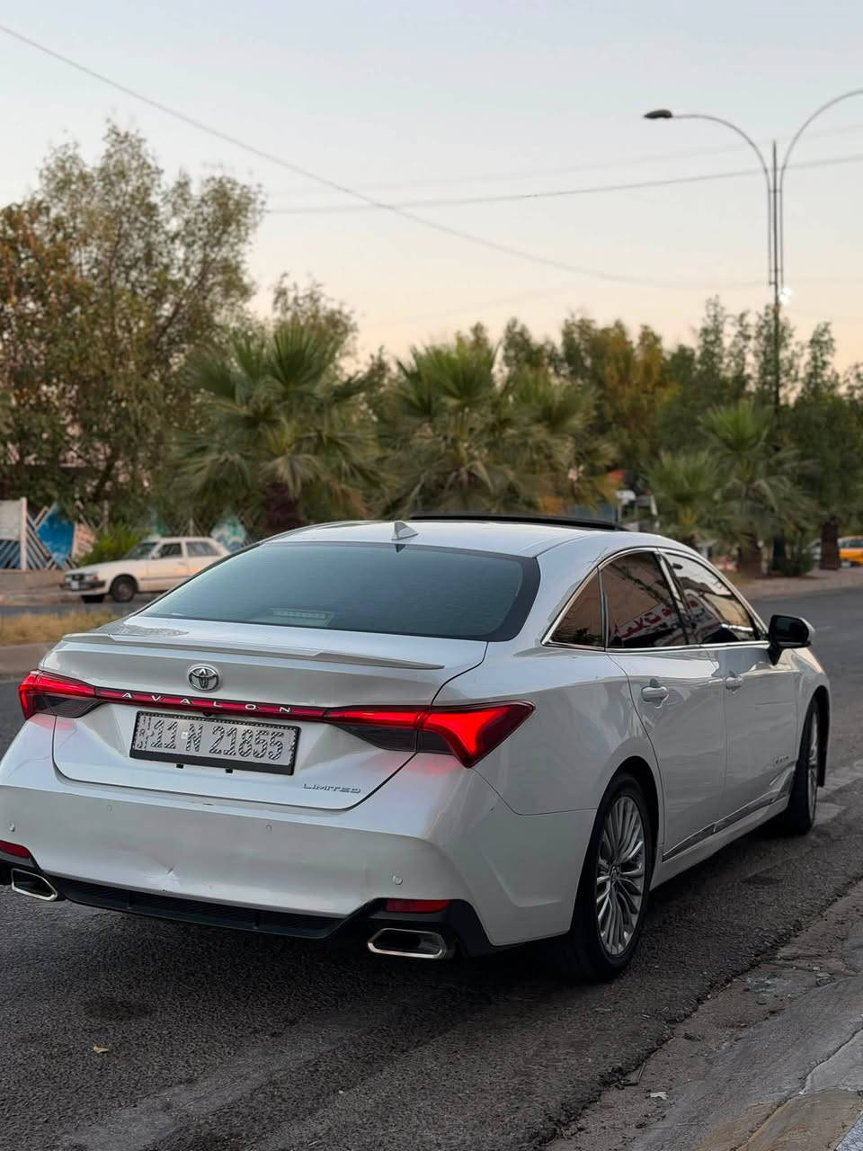 افلون 2019 لمتدد ٤ كامرات وارد كندي
تبريد وتدفئه داخل مشمي
ماشيه 160 الف كيلو
رقمه بغداد 
باامريكا كلين تايتل
بس هنا بلعراق ضربه دعاميه خلفيه  سونار موجوده بلصور 
 فقط كازكيت   مبدل شركه ساس محرك كير بشرط 
باقي مكفول 
245وبيها مجال للطيبين
مكانه كركوك 
***********
تواصل
