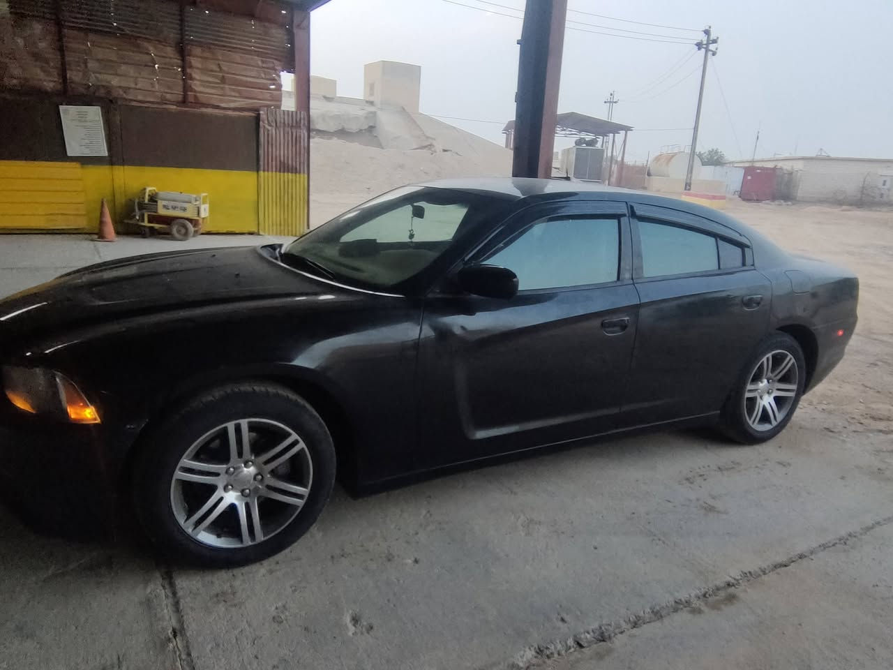 للبيع جاجر موديل 14خليجي  مكفوله من الكص مكينه 3600 متوئمه رقم وسنويه شمالي سياره جاهزه مكان البصره السعر 60الاتصال ***********مكلف بل نشر
