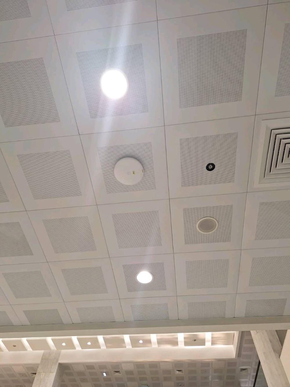 سلام عليكم مستعدون شغل درجه اولا سقف ثنويه جبس صباغ قواطع جبس
العنوان البصره قبله 