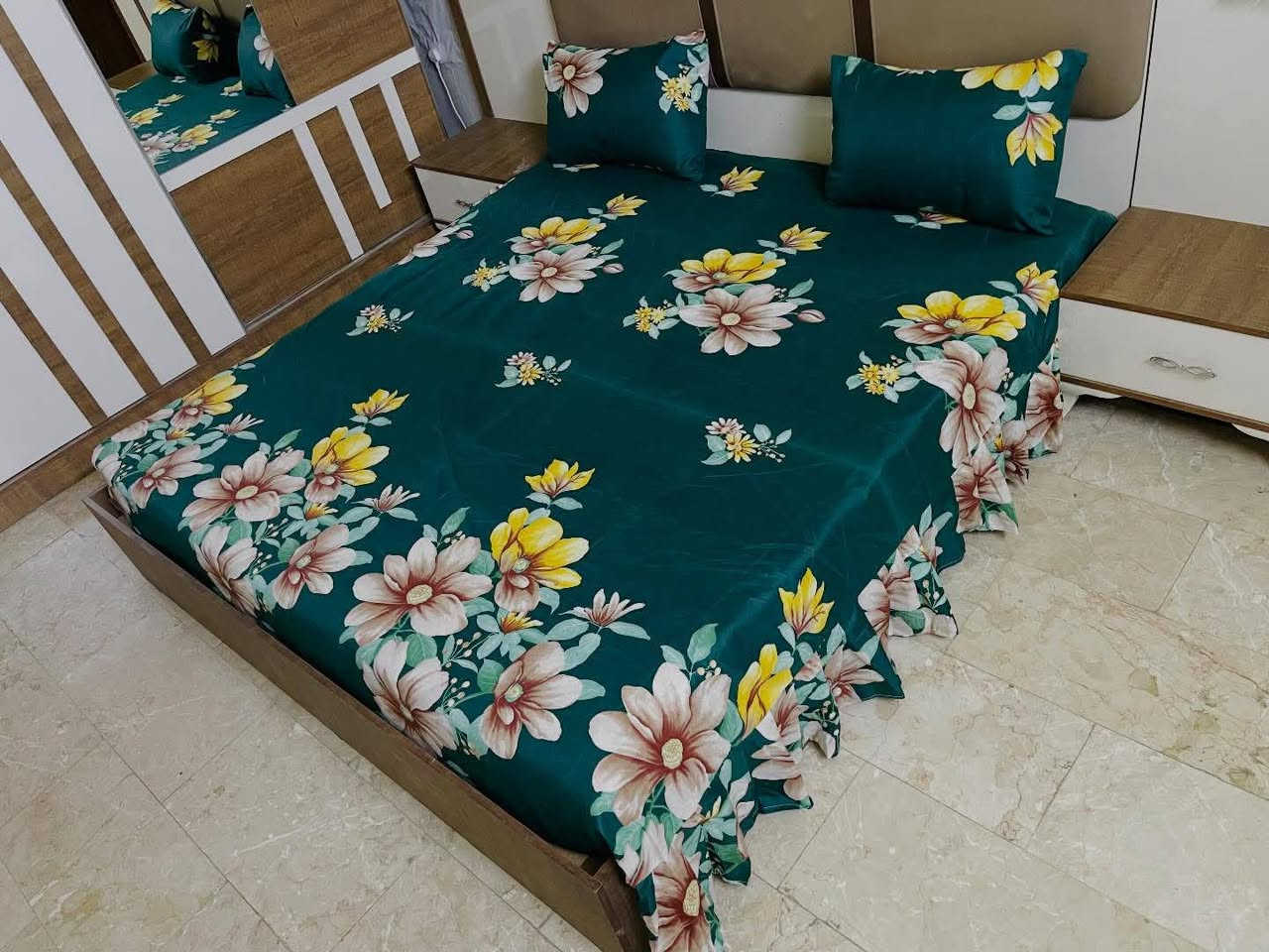 فرشه جربايه السعر 8
التوصيل 3 جميع المحافظات 
قماش همايون


**إذا كنت صاحب هذا الإعلان وتريد حذفه لأي سبب، رجاءا أرسل رسالة إلى الدعم الفني**