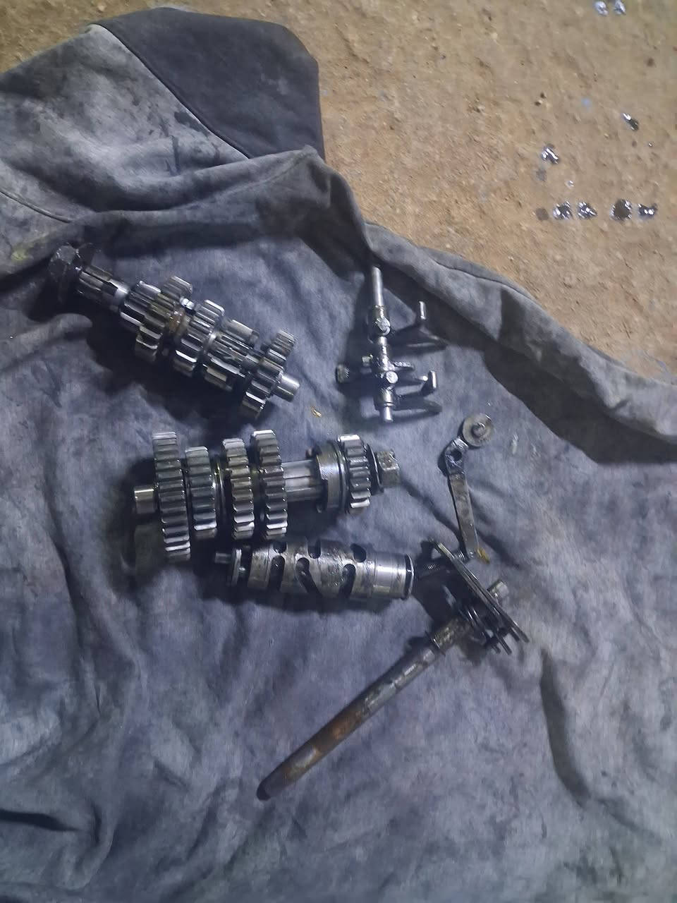 سلام عليكم للبيع كير امزت  ألماني  ثالث مقلوب شغال على فحص السعر ٤٠مكاني فلوجة هاتف ***********يوجد توصيل جميع محافظات من رخصت مدير الكروب المحترم
