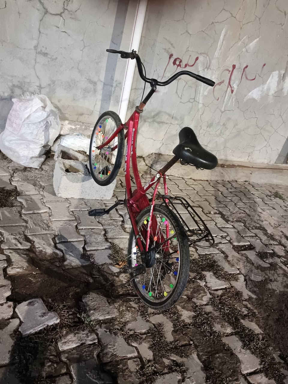 سلام واعليكم البيع بايسكل حجم 20 أو مراوس وأيا حجم 26 البايسكل نضيف أي عيب مابي الجاملغ  بس الجاملغ وارة موجود فقط مكاني كركوك في العروبة السعر 45وابي مجال واتدلل


**إذا كنت صاحب هذا الإعلان وتريد حذفه لأي سبب، رجاءا أرسل رسالة إلى الدعم الفني**