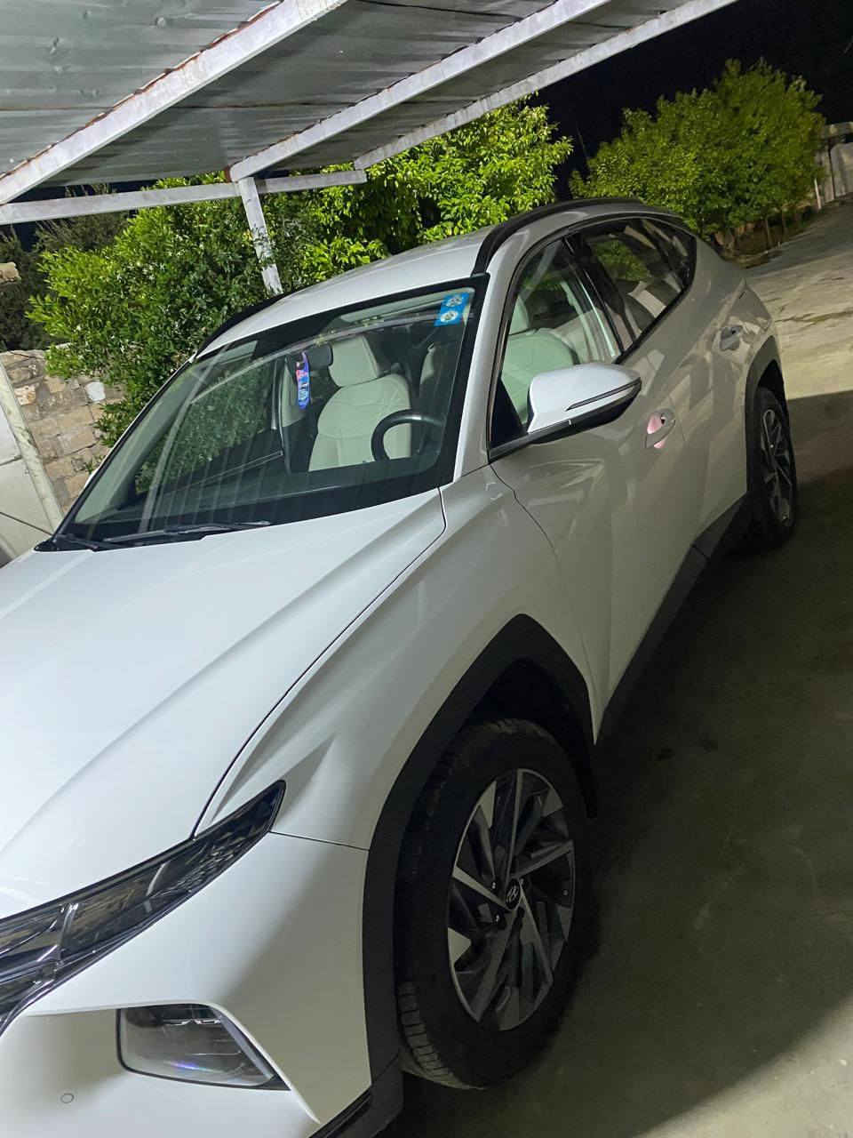 للبيع توسان وارد خليجي مكفوله سونارها موجود موديل 2024. ماشية 35 الف سيارة خير من الله تحويل ثاني يوم. تحكم تبريد لمس سيارة من نصيب الجناي كلش حلوة او جديدة او مكفوله السعر 220. للتواصل ***********
