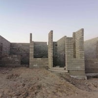 بستان الشيوخ • هيكل ما مصبوب • ٢٤٠م