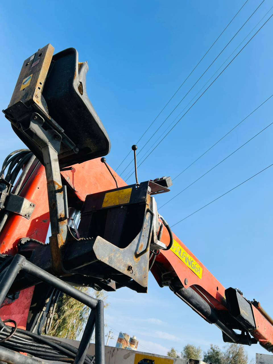 اكتروس 2010 بيلاد کرین
ریتایدر

تاخم تایر جدید

سنویە جدید

کرین بالفینکر ١٩٠٠٠

سیارە کفالە عامە
رقم ***********
واتساب: ***********
