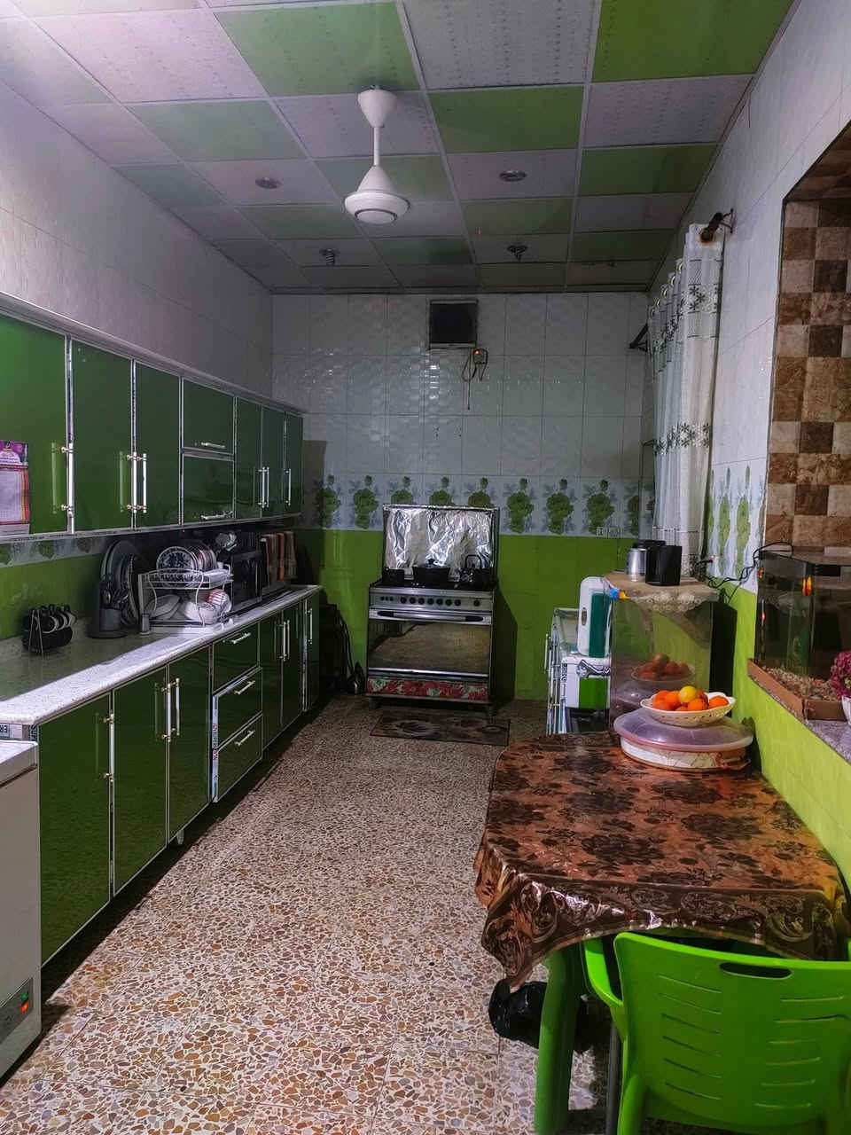 بيع مستعجل
بيت ٣٠٠ متر يحتوي على 
٢ غرفة ٤×٥
١ غرفة ٣×٤
مطبخ حار بارد
استقبال كبيرة
صحيات خارجية وداخلية
طارمة كبيرة
السعر خاص
او الاتصال 
‏‬‏ 
***********

موقعة الاسكان الجمعية
