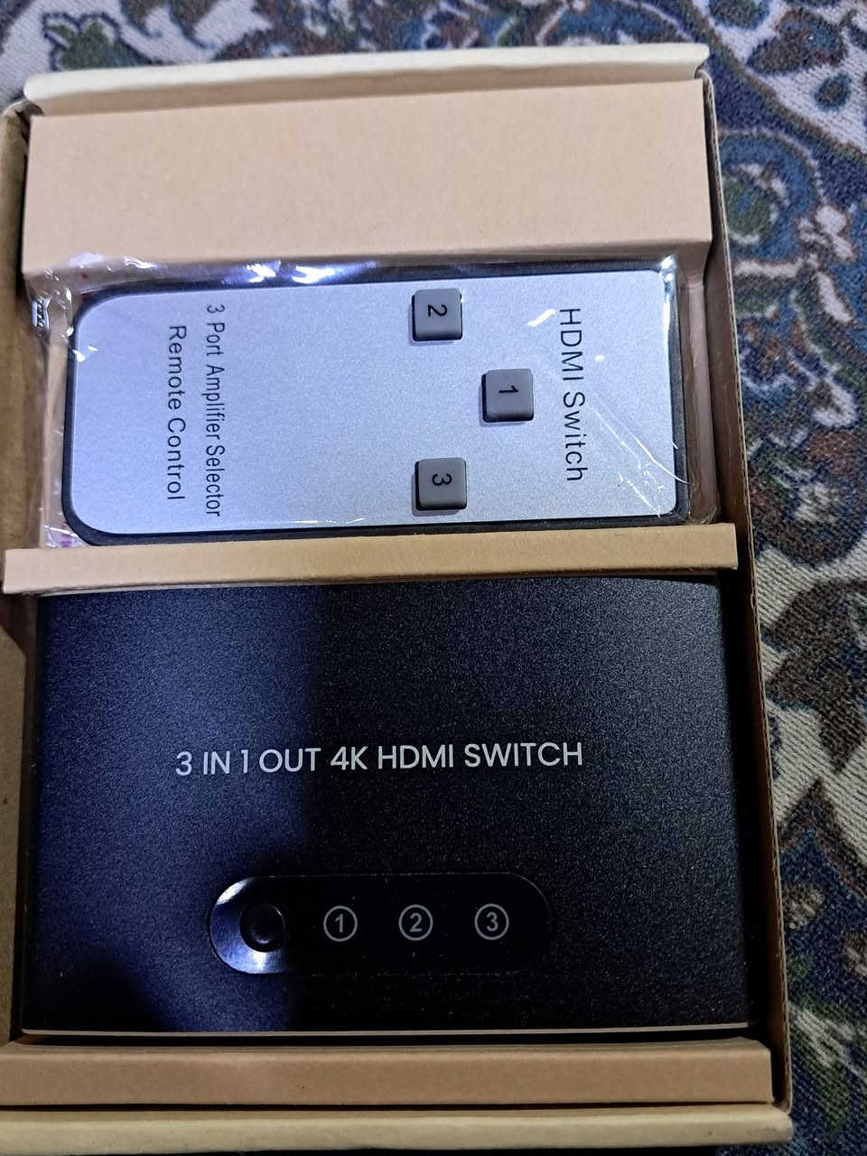 سويج hdmi 4K 🫡🔥

3 في 1 ✅

يعمل بدقه 4K 60HZ  ✅

ريمونت للتحكم عن بعد ✅ 

منفذ بور مايكرو ✅

زر سويج للتبديل بين منافذ ال hdmi ✅

ليد على ارقام السويج ✅

متوافق مع اجهزة الكونسل - PC - TV BOX ✅


**إذا كنت صاحب هذا الإعلان وتريد حذفه لأي سبب، رجاءا أرسل رسالة إلى الدعم الفني**