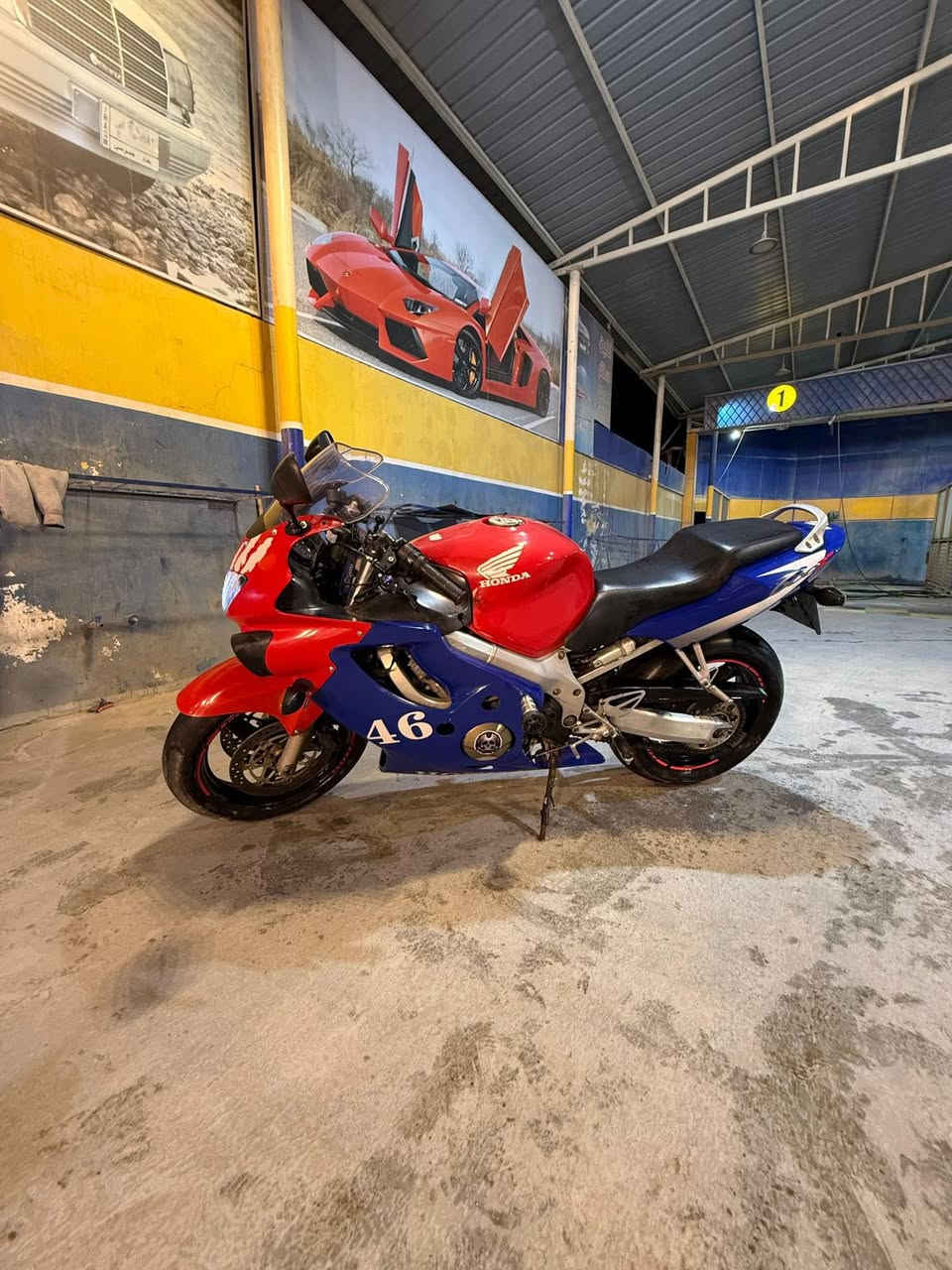 السلام عليكم للبيعf4افور كفاله عامه من لتاير لتاير لايت زنون كزوز رياضي تدفئه بليدات يدات رياضيه كهربائيات وضفيره شرط زلغ مابيها كلها فيشه بفيشه تايرات جلاتين زوج جدد دراجه رنبه نازله دراجه لاتخابرني تكلي شبيها مابيها مكفوله كير مكينه صفاره السعر ١٨ بيها مجال مستعجل عله بيع مكانها صلاح الدين تكريت رقم الهاتف ***********تصل ودلل
