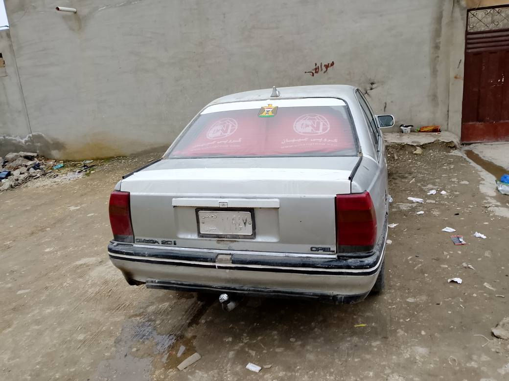 سياره اوميكه اوبل للبيع سياره نضيفه اسلايت وكاله من وكيل سعره 15ورقه ***********
