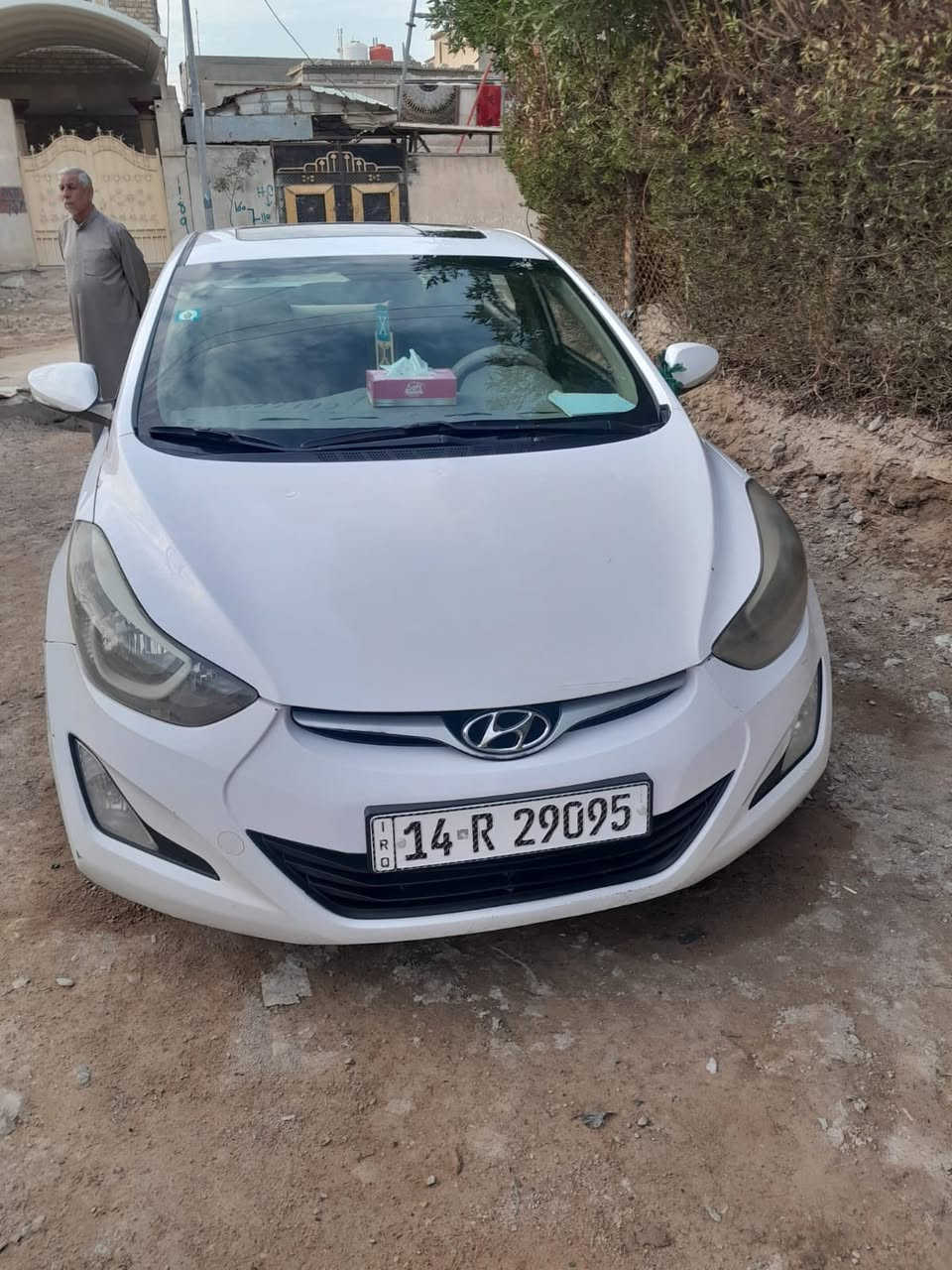 السلام عليكم 
النترا موديل 2015 جديدة مال بيت كهربائيات كلها شغاله باتري جديد طخم تاير حدادية جديدة السيارة بسمي فول مواصفات السعر 112 الاستفسار *********** العنوان البصرة الزبير سوق سوادي
