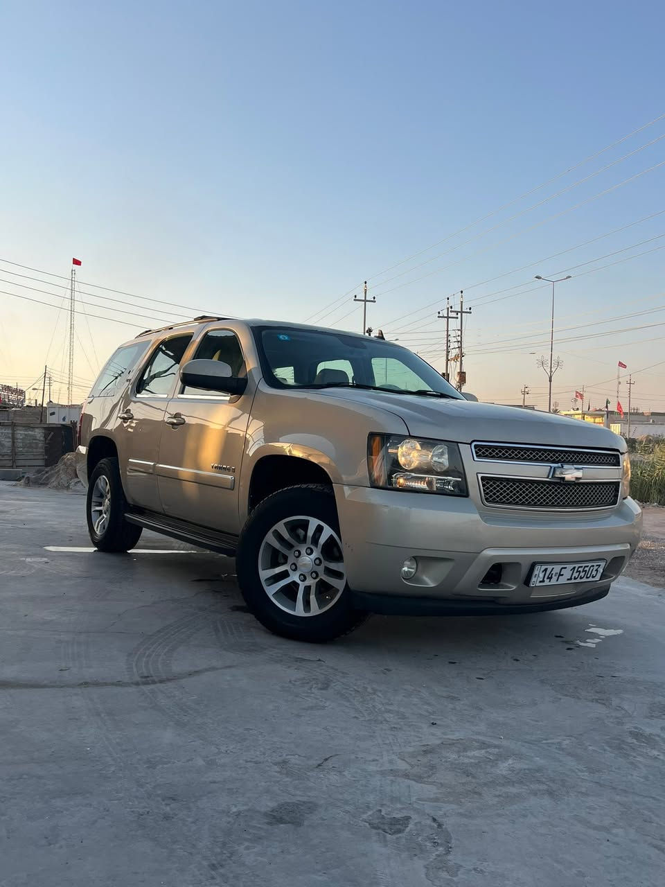 السلام عليكم تاهو مديل 2007 Ltz وارد خليجي بيها قطعه صبغ الباقي كفاله عامه
تخم تاير حداديه ٨٠٪؜ تبريد ثلج گير ومكينه كفاله 
السياره مال بيت وجهازه تاخذها ربع ماذب عليها
رقم بصره بأسمي
للتواصل ‭***********‬
