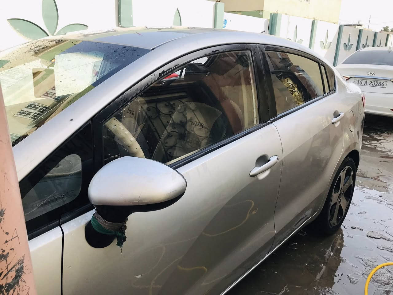 كيا ريو ١٤ للبيع فقط
كير ومحرك ممتاز 1600 
تبريد معوز غاز فقط
حداديه نضيفه 
تخم تاير 
شاشه كامرة دوارة 
حادث السياره جاملغ خلفي وجاملغ امامي صوب السايق سونار موجود 
رقم بغداد مشروع وطني سنويه لل ٢٨ تتداور بكل المحافظات 
مكان السيارة نجف 
السعر ٨٠ ورقه وبيها مجال قليل
مكلف بالنشر اتصل بالرقم ***********
