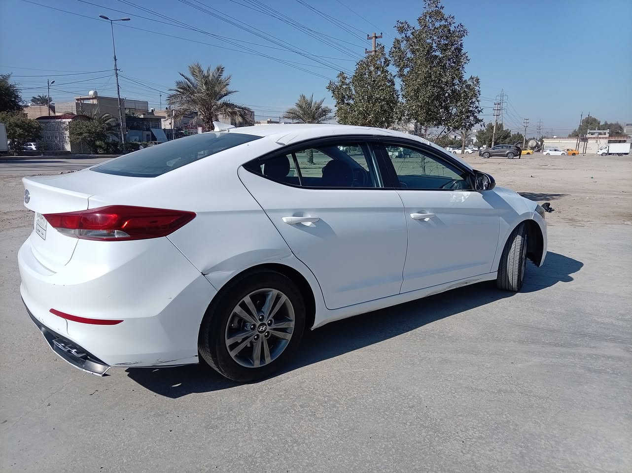 بسم الله الرحمن الرحيم
النترا 2018 امريكي
شاشة كبيرة
حساسات
تحكم ستيرن
اربع دسك
حادثها بسيط موضح بالصور

العنوان / بغداد الغزالية
السعر / 115 ورقة
الاستفسار / ***********
غير متواجد ع الفيس
الشراي يتصل
