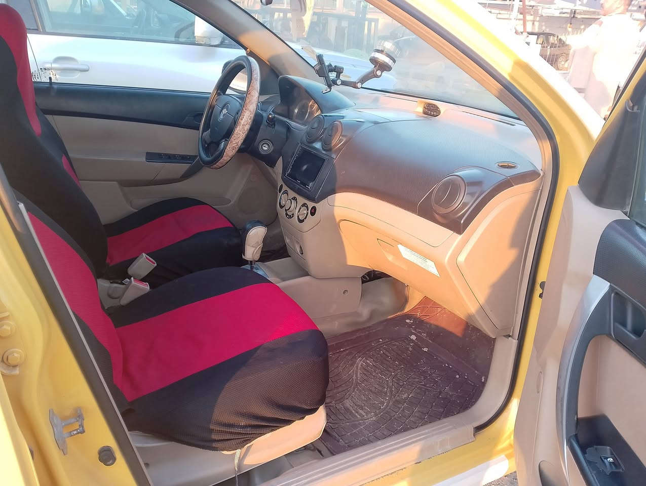 سلام عليكم افيو موديل 11 خليجي محرك مفتوح مو مسكر صبق بلاد تحويل ثاني يوم مكان  الرمادي سعر 60 وبيها مجال ***********
