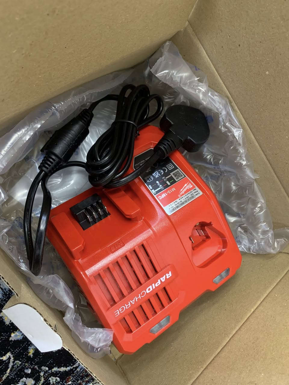 للبيع شاحنه  الصليه ميلواوكي       فاست جارجەر      ***********واتساب
