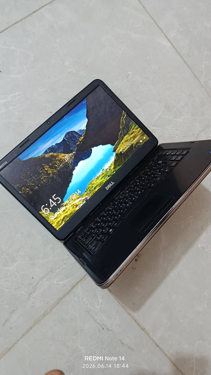 لابتوب Dell للبيع
💻 لابتوب للبيع بحالة جيدة للاستخدام اليومي
🔹 المعالج: Intel Core i3 الجيل الرابع
🔹 الرام: 4GB
🔹 التخزين: 128GB
🔹 الشاشة: 15.6 إنج
🔹 مناسب لـ: يوتيوب، فيسبوك، تلگرام، إنستغرام، أوفيس، وألعاب خفيفة
⚙️ ملاحظات مهمة:
يحتاج ماوس خارجي لأن التاتش باد مرات يعلگ
بعض أحرف الكيبورد لا تعمل (يفضل استخدام كيبورد خارجي)
البطارية ضعيفة وتحتاج شحن مستمر تقريباً
الصوت ضعيف
✔️ الجهاز يشتغل طبيعي وسريع بالاستخدام اليومي مع البرامج الخفيفة
✔️ مناسب للطلاب أو الاستخدام البسيط
✔️ بدون مشاكل بالنظام أو التشغيل
💰 السعر: 95,000 دينار قابل للتفاوض
📍 المكان: (كربلاء ،الهندية ، حي جناجة
📩 للتواصل: (*********** متوفر واتساب أو أتصال
