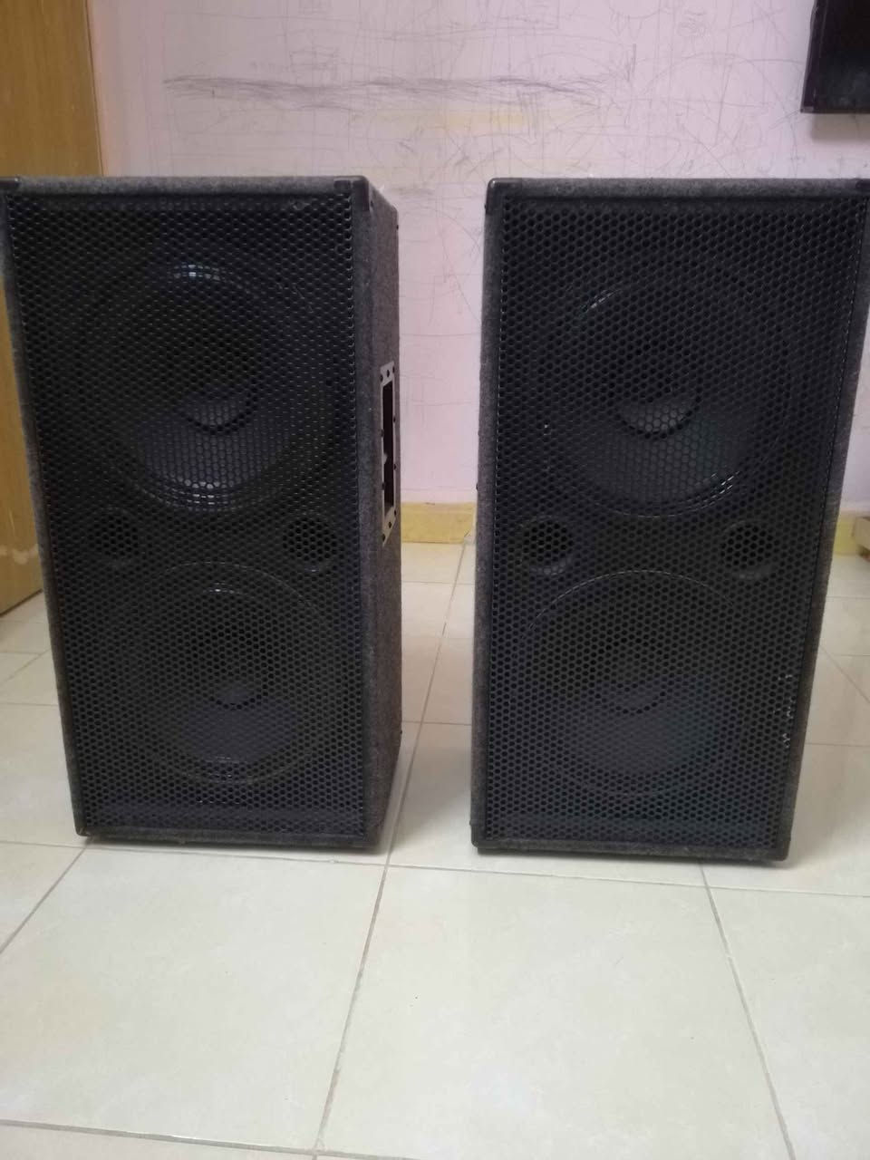 سماعات للبيع مكان كركوك سعر *********** كركوك, العراق
