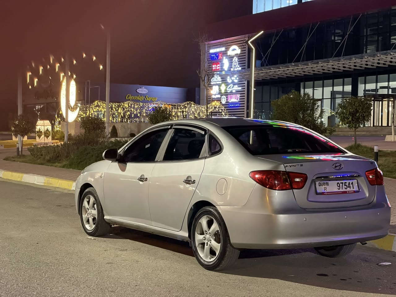 هۆندا ئاڤانتی 2009
135هةزار رؤيشتوو

نمونة لةجواني 

گێر و مەکینە  بە شەرت 

خایس و کەڤەر گۆراو بە شەرت

بێ دەعم و لێدراو کەپسە

تبرید لەمس کوشن جلد هیتەر

کامل مەسرەفی لێکراوە

نرخی 50گەڵا و مجال

شوێن رانية     ***********
