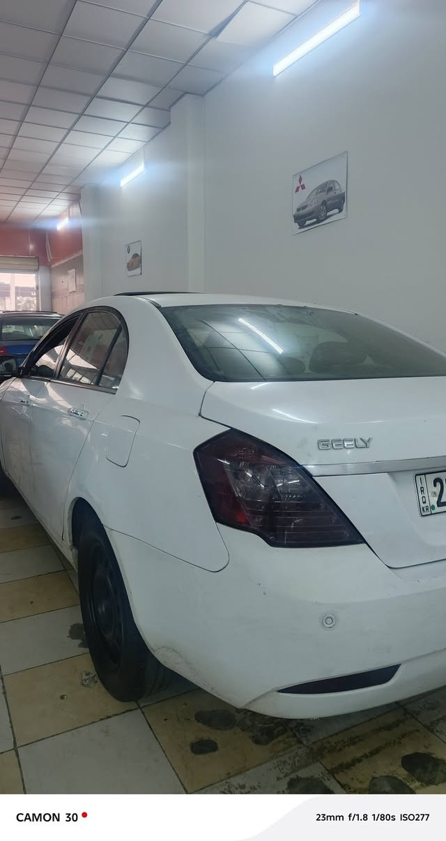 جیلی ایمگراند مۆدێل2013 گێڕ مەکینە تەبرید بەشەرت گێڕ تۆماتیک کوشن جلد abs سوکان ڤۆلیۆم ڕەقەم سەنەوی ژینگەی هەموو نوێیە بڕانەوە وەرگەڕان بەشەرت سەیارەکە سبوخی نیە فەقەت جەمپی پێشی هەیە پارچە کانی بە بیلادی گۆڕاوە/شوێن هەولێر نرخ50وەرەقە  ڕەقەم تەلەفۆن ***********
