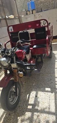 شباب شتوته البيع موديل 21 نضيفه  الرقم 07733504431