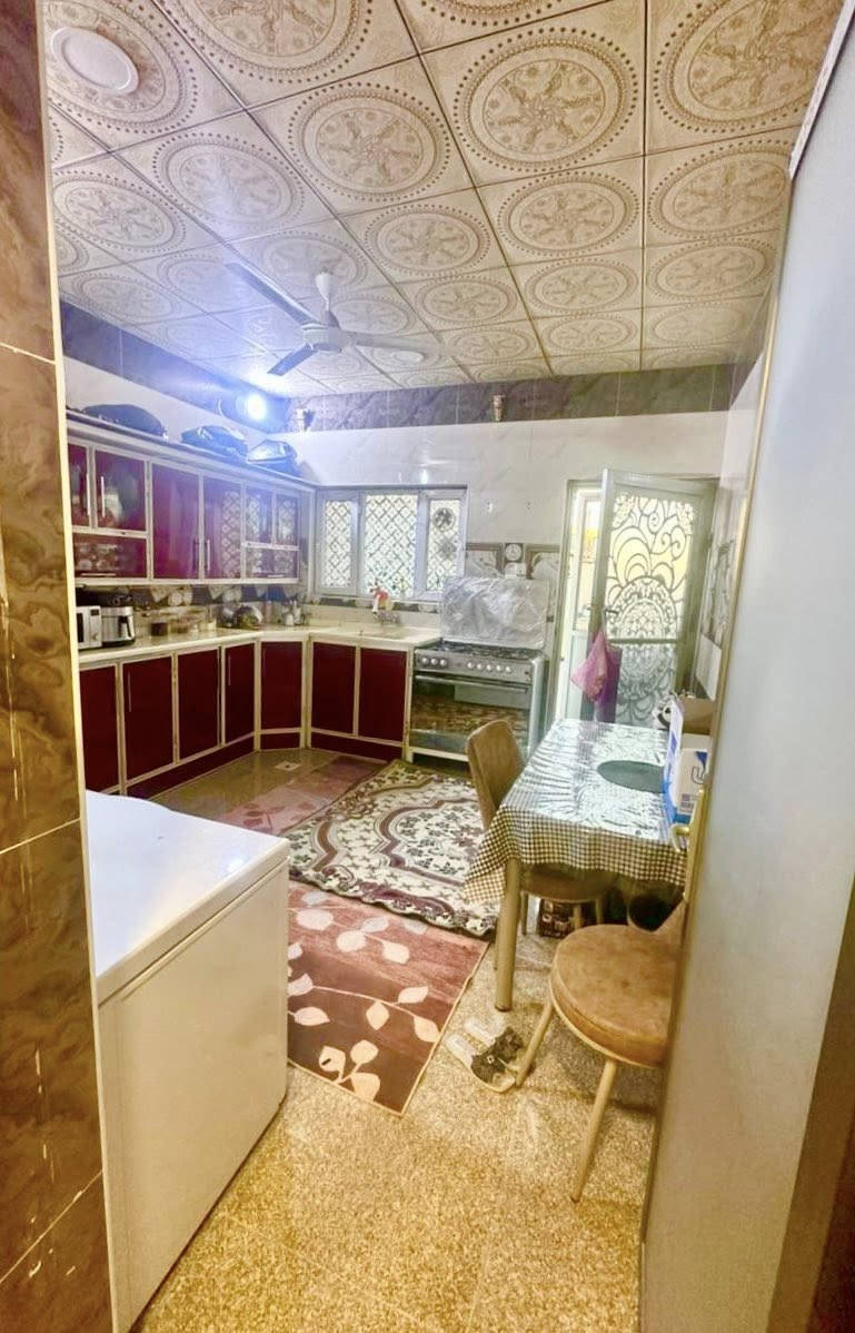 #إعلان رقم (197)
               
//دار للبيع المكان مجمع الدوح السكني   //

  #التفاصيل
الدار يباع بالنقد غير مطلوب حر 

                       
                         الدار طابقين
يحتوي الدور الارضي  _ غرفتين + صالة + استقبال + مطبخ + صحيات  داخلية وخارجية     + كراج يتسع سيارة 

الدور الاول يحتوي على _ غرفتين نوم + صالة
           

                     المساحة_ 200 _ م              
                                                                            
#الاستفسار اكثر مراجعة مكتبنا او مراسلة الصفحة او الاتصال على الرقم ادناه 

#العراق _ السماوة _حي العسكري _ قرب جامع الامام علي (ع)

#رقم المكتب_ ***********_سيد ولاء
                         _ *********** _ابو حسين                                                  
 
              #الخارطة للاستثمار العقاري #
                         _خدمات عقارية_
