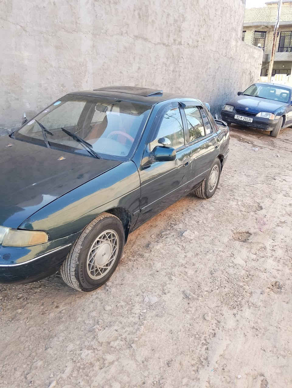 سلام عليكم سياره كيه سيفيه موديل 93مكينه وكيرر كفله   سياره جاهزه. مكان سياره.  بغداد الشعله *********** السعر 30 وبيها مجال
