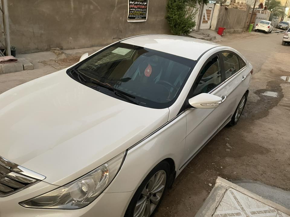 سوناتا موديل 2010 للبيع السعر 106 مبدل قطعة وحده فقط البنيد مكان نجف.
باقي التفاصيل اتصل على الرقم 
*********** واتساب موجود ايضا
