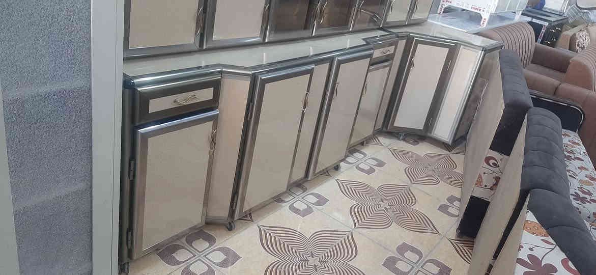 معرض العماد//كاونتر تفصال سراي بدون سنك 4 امتار زاويه للأستفسار ***********//*********** كركوك, العراق
