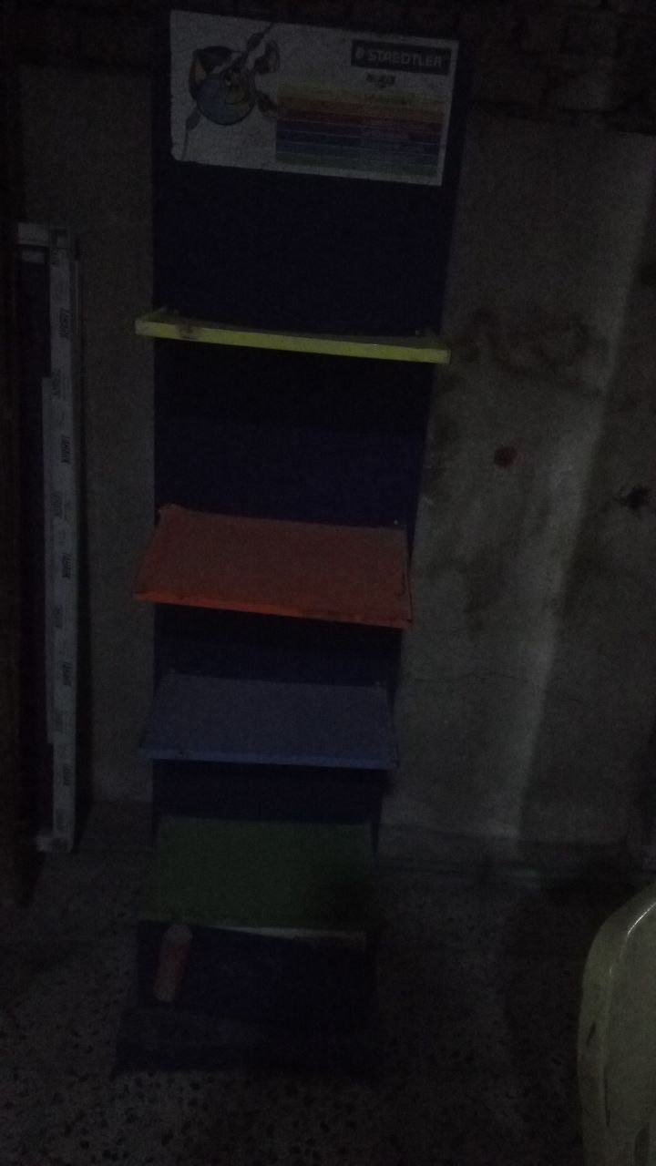 السلام عليكم 

مكلف بالنشر 

البيع كلهن سوية

فاترينة كرزات او بهارات او بقوليات او غيرها مستعملة نظيفة للبيع 

+ رفوف حديد عدد 175 رف سوري الصنع ثقيل مع الاذرع و الاعمدة 

رفوف زجاجية مع الاذرع والاعمدة 

سلة جبس بخمسة سلال عدد 1 

سلة ستيل  عدد 1

سرير طفل حديد وردي 1

شبكة اشياء شبكية عدد 1 مع الاعمدة 

عارضة سجق او حلويات عدد 1 نظيفة جدا 

عارضة اقلام مكتبية عدد 1

مراة 4 متر عدد 2  (تصلح لمحلات المخضر)

الاتصال ***********

واتس اب
