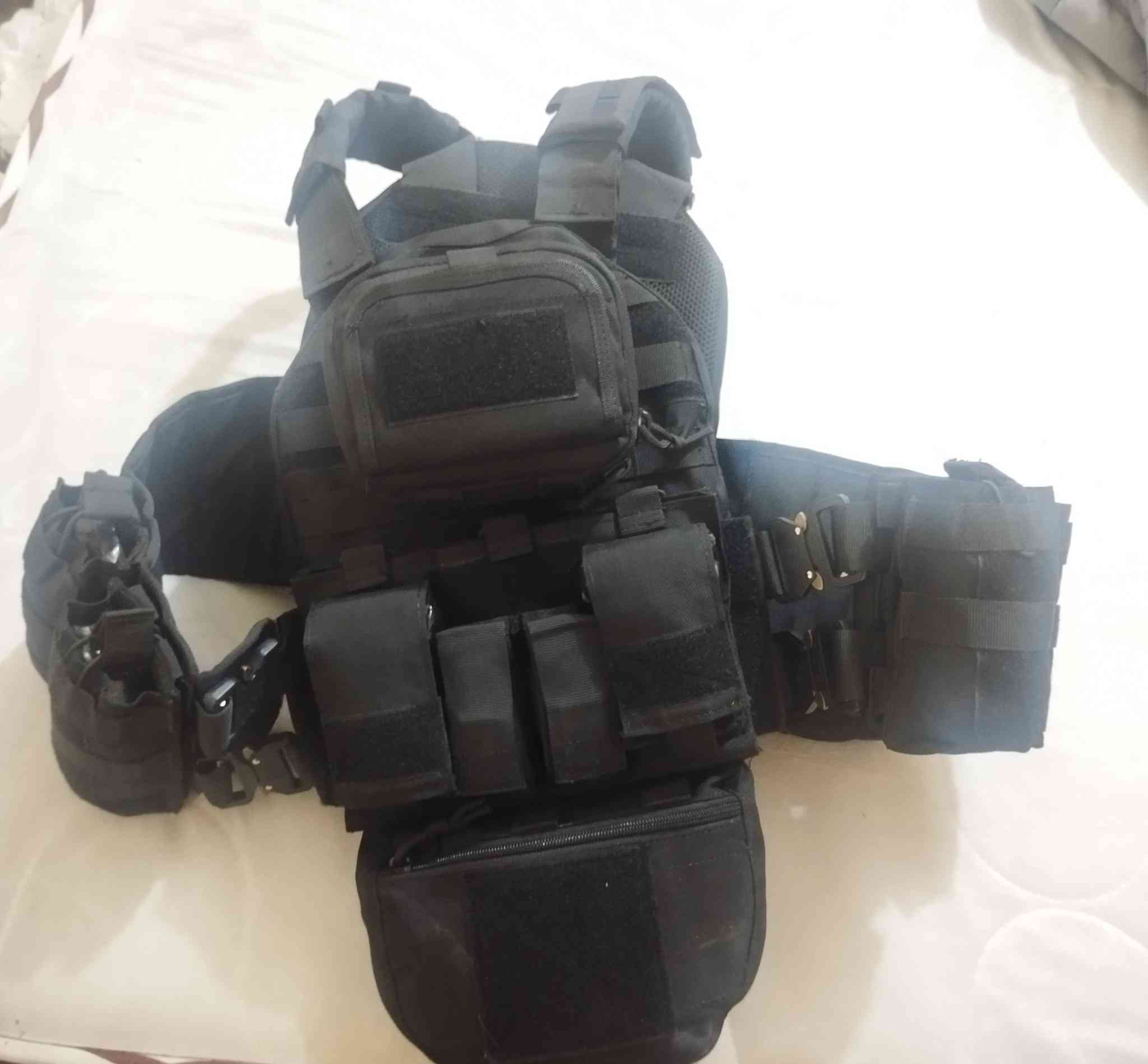 سلام عليكم درع نضافتة 100بل100ملبوس مرتين سعرة 60


**إذا كنت صاحب هذا الإعلان وتريد حذفه لأي سبب، رجاءا أرسل رسالة إلى الدعم الفني**