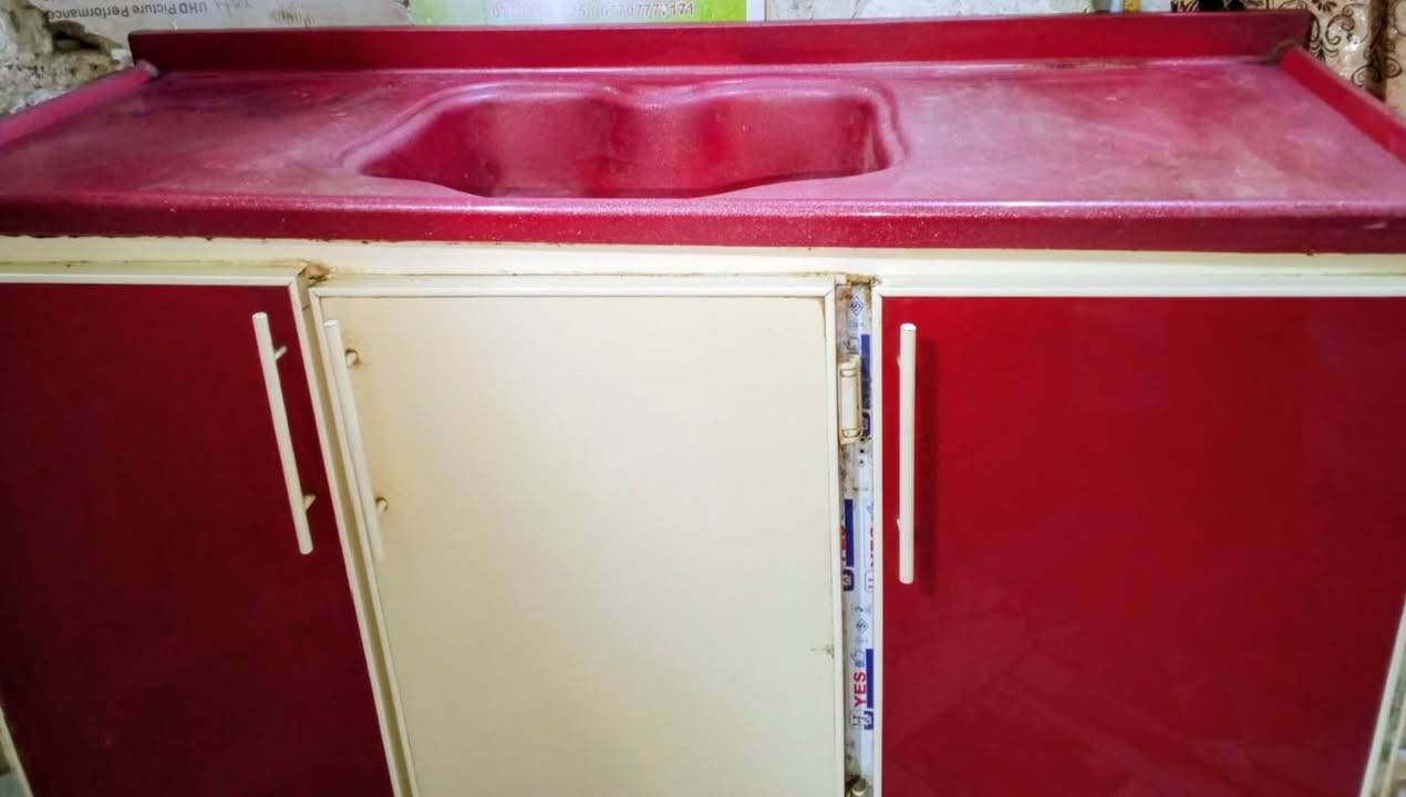 كـاونـتر لـلبيع 3 قطع تسكام السنك مـرمـر نضيف شراي هاذ رقم *********** يوجد واتساب مكان ناصريه مركز
