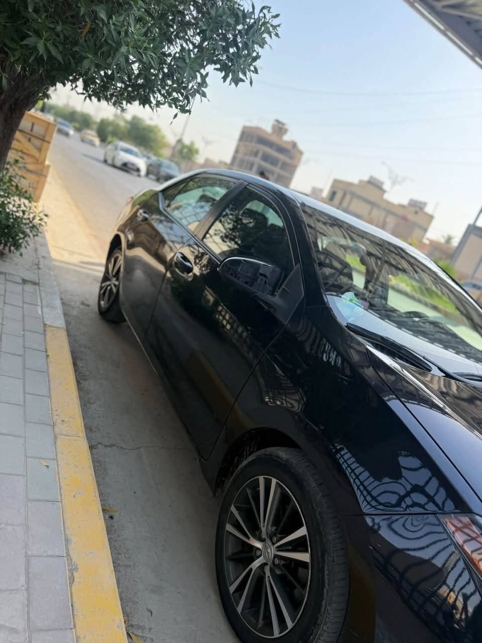 🔴كورلا 2018LE
ماشية 114ميل (قابل للزيادة)

📍رقم بغداد مشروع وطني 

وارد امريكي حادثهة قطعتي بأمريكا
وبيها طخات وبارد هنا ( ابيع حزام )

مواصفاتهة معروفة وبيها فتحة سقف

السعر : 110ورقة وبيها مجال حگ الجية  

مكان السيارة كربلاء 
للاستفسار ***********
