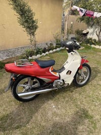 للبيع سيرفيز شغاله  مابيهه شي  سعر 375  مكاني بغداد   وهاذه رقمي 07702...