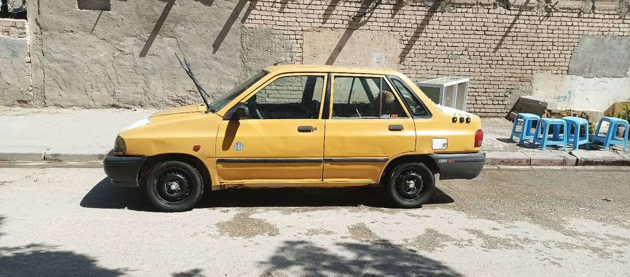 السلام عليكم شباب سايبة للبيع موديل 2012 كير ومحرك خير من الله تخم تاير جديد مكان السيره نجف مكلف بل نشر رقم صاحب السياره *********** سعر السياره 10 وبيهة مجال للطيبين
