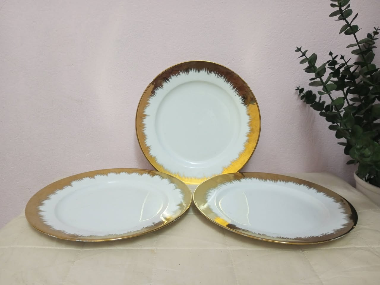 السلام عليكم عندي فرفوري ذهبي ٣٨
قطعة ب٣٥هم والتوصيل


**إذا كنت صاحب هذا الإعلان وتريد حذفه لأي سبب، رجاءا أرسل رسالة إلى الدعم الفني**