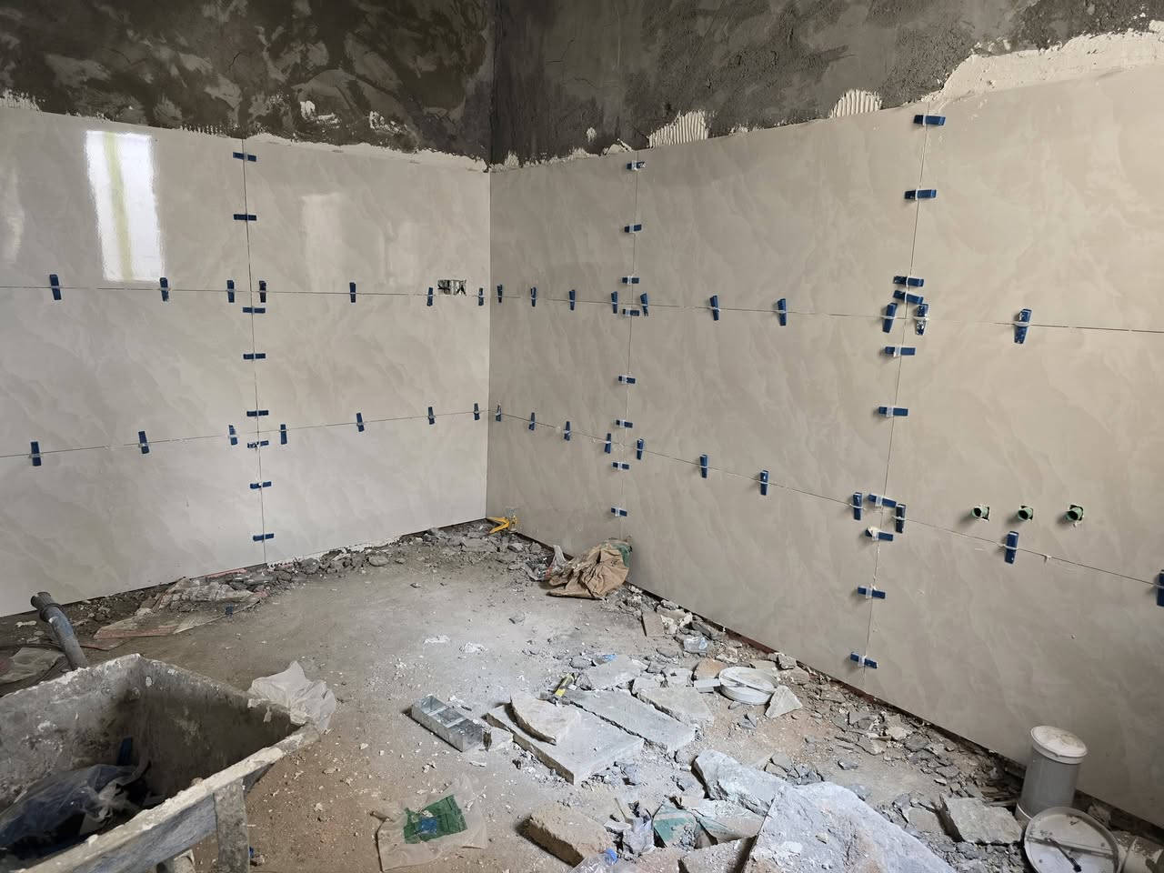 خلفه سراميك متفرغ حالين ***********
