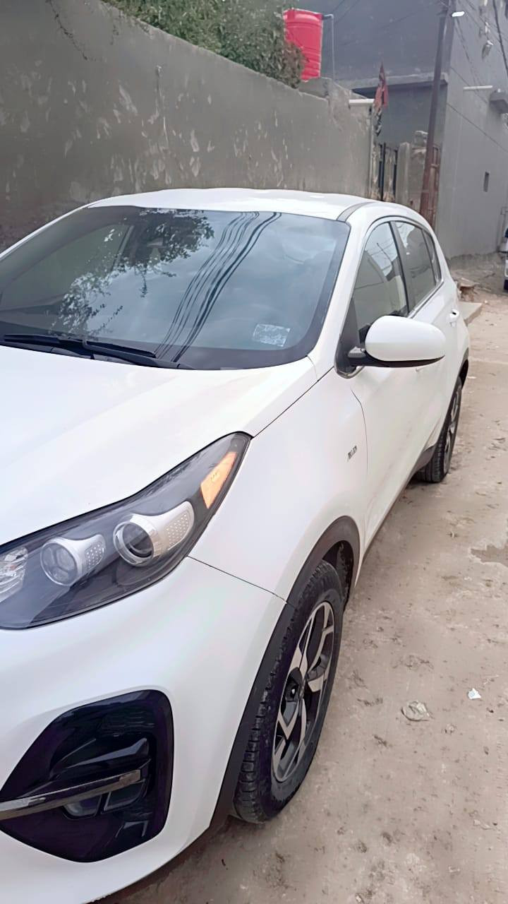 للبيع موديل ٢٠ بنيد بدون دواخل
ماشيه ٤٥ مكينه وكير مكفولات
مكانه حله
سعره ١٦٢ بيه شويه مجال
***********
