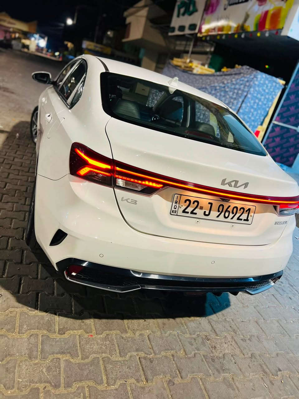 السلام عليكم ….
كيا K3 موديل 2024 رقم اربيل 

خليجي فول مواصفات 1/1

فتحه سقف

بصمه تشغيل / دخول ذكي /ترحيب عند الاقتراب /صندوق ذكي فتح عند لاقتراب 

شاشه لمس 

تبريد و مسجل لمس 

اوتو هولد 

4 انظمه قياده 

كاميرا دواره 

حساس امامي خلفي 

كشنات جلد 

بيها طخه خفيفه كلش حك شبر بجاملغ الامامي للسايق ترجع بارد
 
السعر 138 وبيها مجال 

مكانها بغداد/المحمودية 

*********** /اتصال و واتساب
