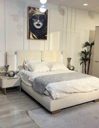 العنوان: شقة مفروشة للإيجار - الكرادة خارج 🏢✨ متوفرة الآن شقة مؤثثة با...