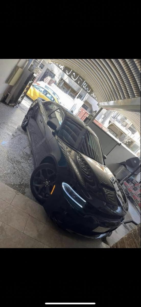 السلام عليكم جارجر Gt ٢٠١٩ امريكي حادثهه جاملغ وبنيد وبيهه باب كلير بيهه تعديل بشاصي سياره جديده مابيهه اي نقص ماشيه ١٣٠ سياره بوليش جديد دوششمه عام داخل احمر لد متغير رقم بغداد الانكليزي باسمي مكانهه الغزاليه السعر ١٧٠ مجال بسيط ***********
