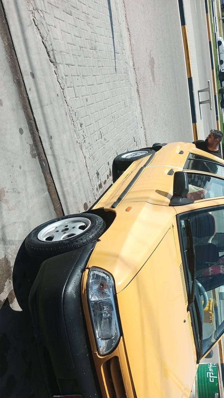 السلام عليكم سايبه موديل 18 كفاله مطربه فقط بس تبديل بنيك الشهر وبدلته السعر 33  العنوان بصره القبله سياره جديده مال بنان جير مكينه كفاله تبريد حداديه كله جديد الاتصال على رقم الهاتف ***********  ***********
