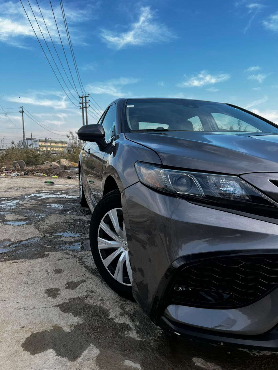 سلام عليكم كامري هايبرد 2024حادثهة جاملق وبنيد بدون دواخل السيارة جاهزة من كلشي مواصفاتها بصمة كشن كهرباء أو جلد رادار امامي وخلفي تحديد مسار سياقة ذاتية هواي بيهة  سعرهة 185 رقمي ***********
