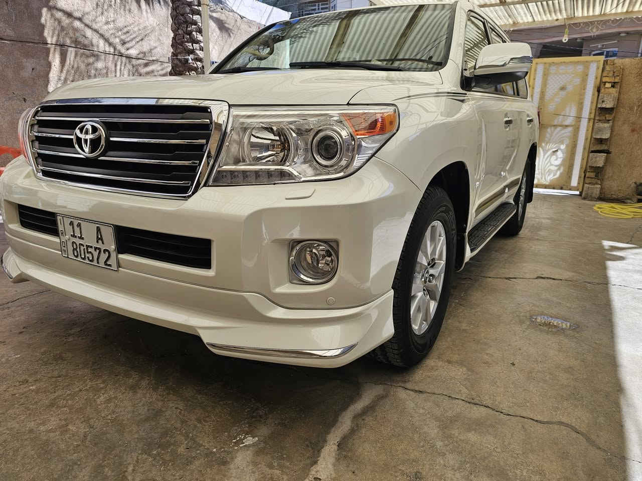 رمضان كريم الي يدور سعر مناسب وصلت لاندكروز بريم موديل 2012 فول محرك كير كفاله رقم  شرط التحويل السعر 330 بي مجال الشراي يتصل ***********
