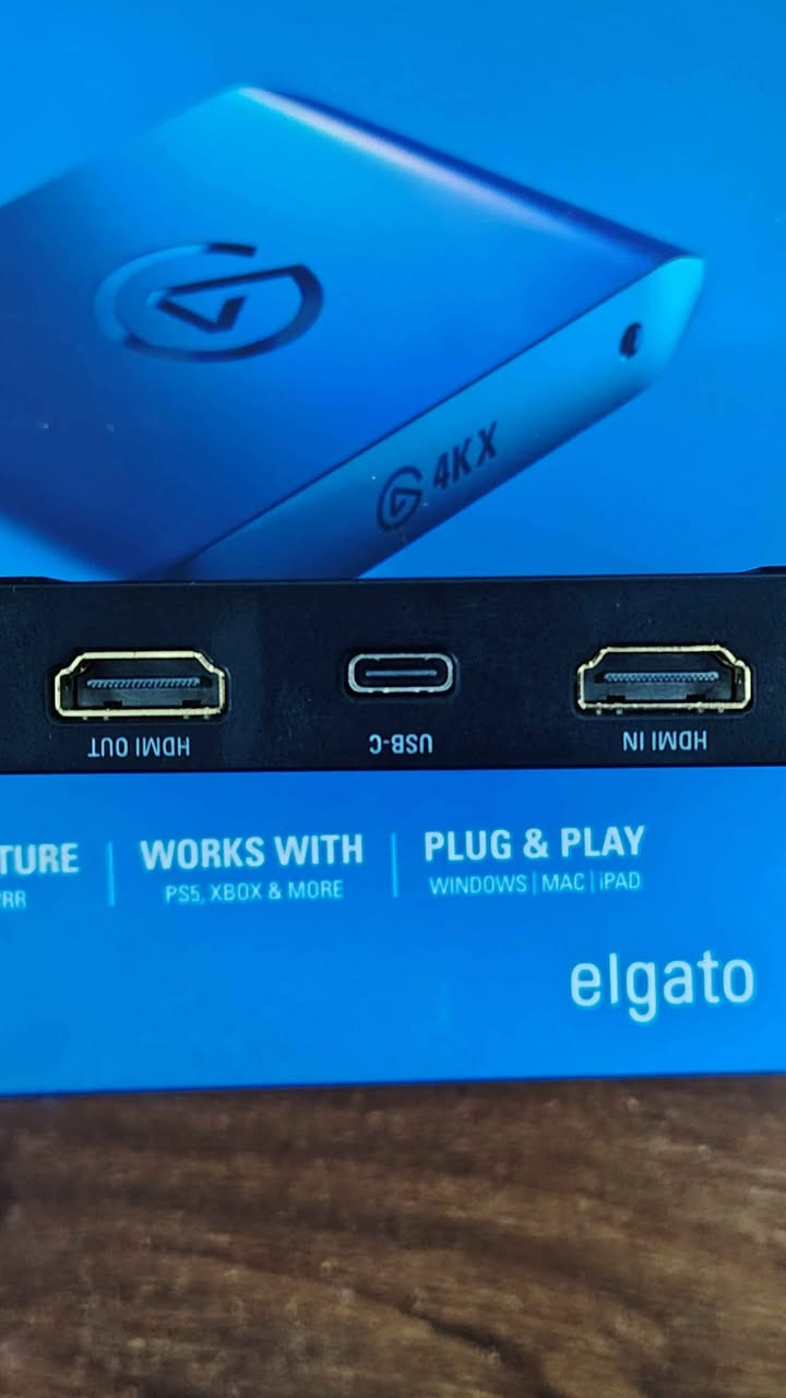 Elgato 4kx
اعلى فئة كابتشر كارد عند الكاتو
المواصفات الرئيسية:
​دقة التقاط عالية: يدعم تقنية 4K مع خاصية HDR وVRR لضمان أفضل جودة للصورة والبث.
​التوافق: يعمل بسلاسة مع أجهزة PS5، Xbox، والكمبيوتر (Windows/Mac).
​السهولة: نظام التوصيل والتشغيل (Plug & Play) مباشرة.

الملحقات جديدة غير مستخدمة
كيبل type c 10gps
8k hdmi بعقوبة, ديالى


**إذا كنت صاحب هذا الإعلان وتريد حذفه لأي سبب، رجاءا أرسل رسالة إلى الدعم الفني**