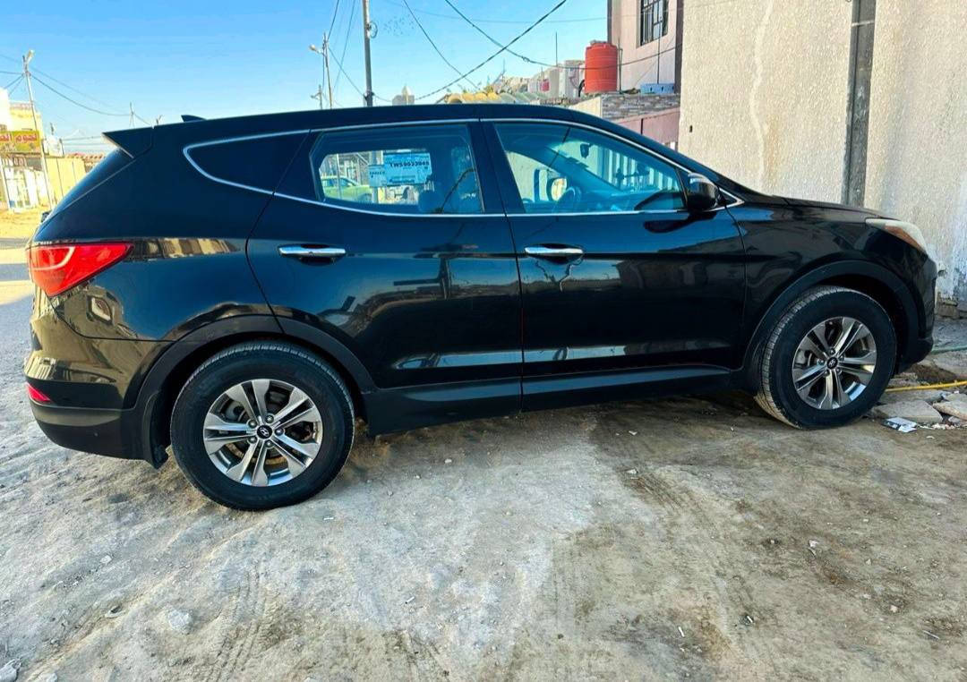 السلام عليكم سنتافي للبيع موديل 2016 وارد أمريكي  
سونار بل منشور بيه فقط باردات مواصفاته نص كامره و شاشه و تحكم ستيرن و قطعتين تبريد ثلج❄ محرك 2400 فورويل لمرغوب سعره 155بيه مجال لل شراي بخدمته يجي و بي خير و يدلل *********** مكاني ديوانيه سياره بسمي رقم نكليزي هزه جديده
