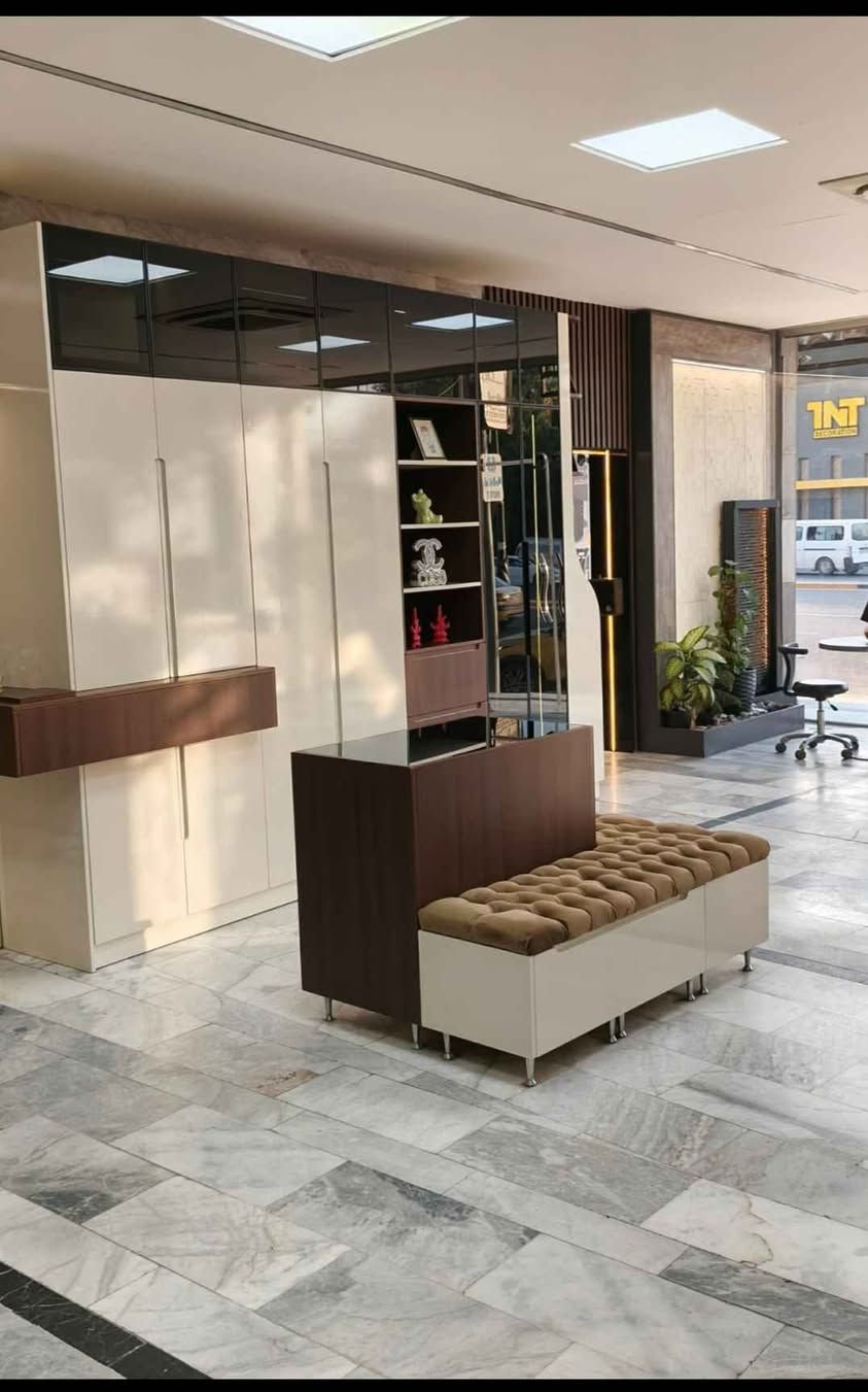 للبيع دريسنك روم مع جزيرة تخفيض تصفية معرض ب3 مليون والسعر السابق 5 مليون خشب ايطالي hdf بغداد, العراق


**إذا كنت صاحب هذا الإعلان وتريد حذفه لأي سبب، رجاءا أرسل رسالة إلى الدعم الفني**