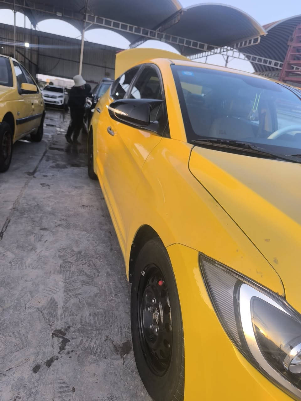 السلام عليكم سياره الانتره مريكي موديل 2018 سياره فول عده فتحه بسمي تحويل ثاني يوم مكينه 2000دوش الكيرATالمرغوب باقي تفاصيل تصل بل خدمه *********** صور حدث موجوده بل منشور
