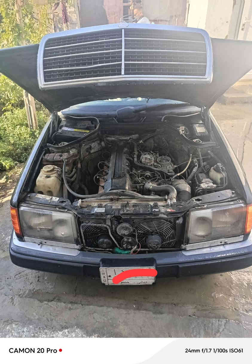 السلام عليكم ورحمه الله وبركاته  سياره مرسيدس للبيع موديل 91 محرك بلادي تدفئه شغاله تبريد بس غازم  رقم السياره ديالى و باسمي تحويل ثاني يوم مكان السياره ديالى بلدروز السعر55 وبيها مجال للشراي والسياره يراد لها فقط صبغ لانها ما مصبوقه بلاديه السياره من الدعاميه للدعاميه السياره بلاديه اي استفسار اتصل على هذا الرقم‏‪***********‬‏
