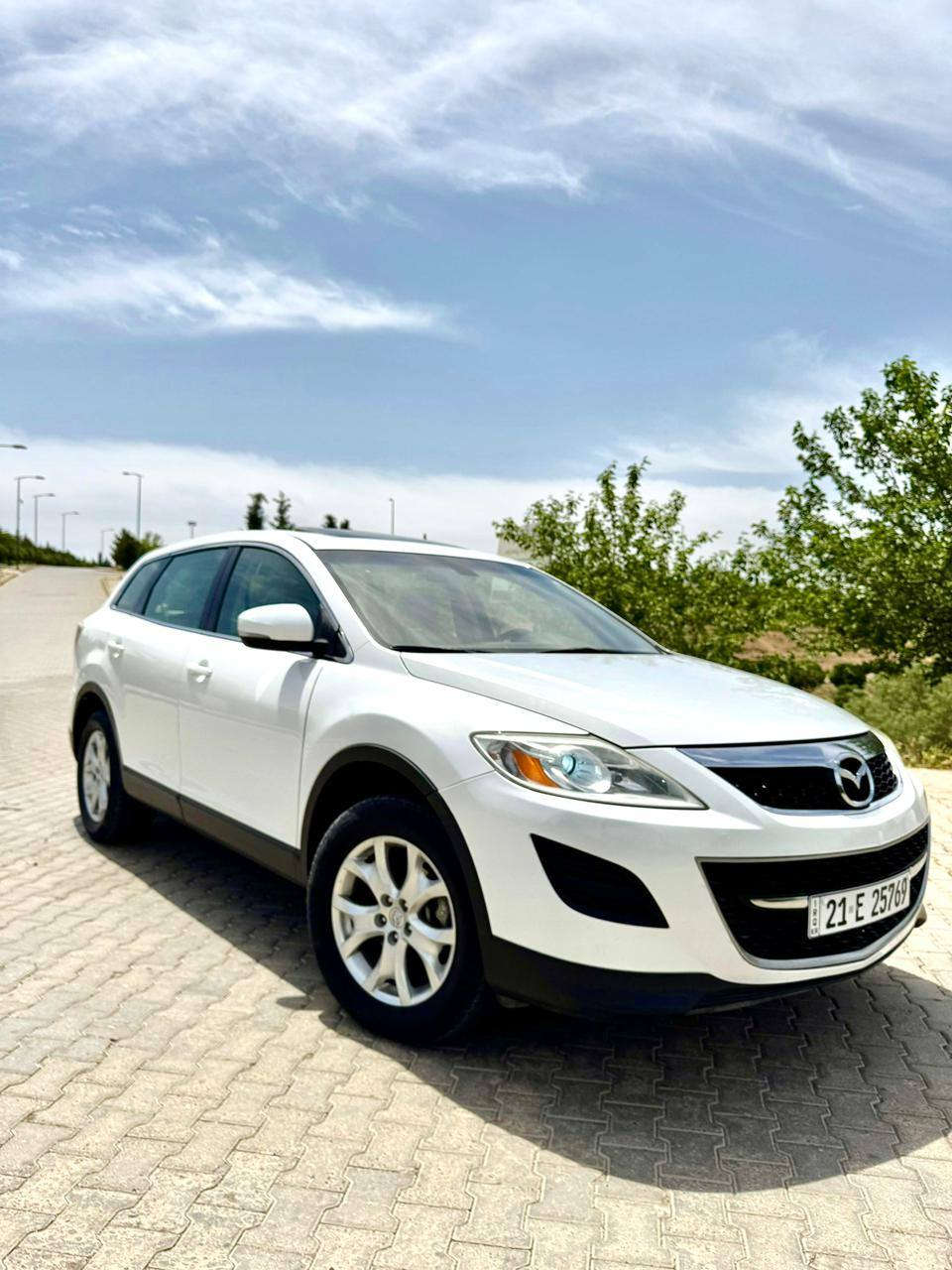 MAZDA {CX9 2012 V6}خلیجی
بەناوی خودای گەورە
خلیجی سفری شه ریکه { CX9 2012 } مازدا
فول فول مواسه فات سلاید سێ ڕیز کوشن ته برید
مه رکه زی و شاشه و کامێره ته حدید سورعه سوکان ڤۆلیوم لاید لیدو عه ده سه
سه یاره که بێ مه سره فه مه کینه و گێڕی به شه رت نه کراوه ته وه وه کو شه ریکه ماوه ته وه
  ١٨٣٠٠٠ کم ڕۆشتووه
سه نه وی  تازه یه تا ٢٠٣٠ به ناو خۆمه وه یه
   سۆنه ریم داناوه دوو پارچی بویاخه بێ ناو گرتن
( *********** ) اسیا
( *********** ) کۆڕه ک السليمانية, العراق
